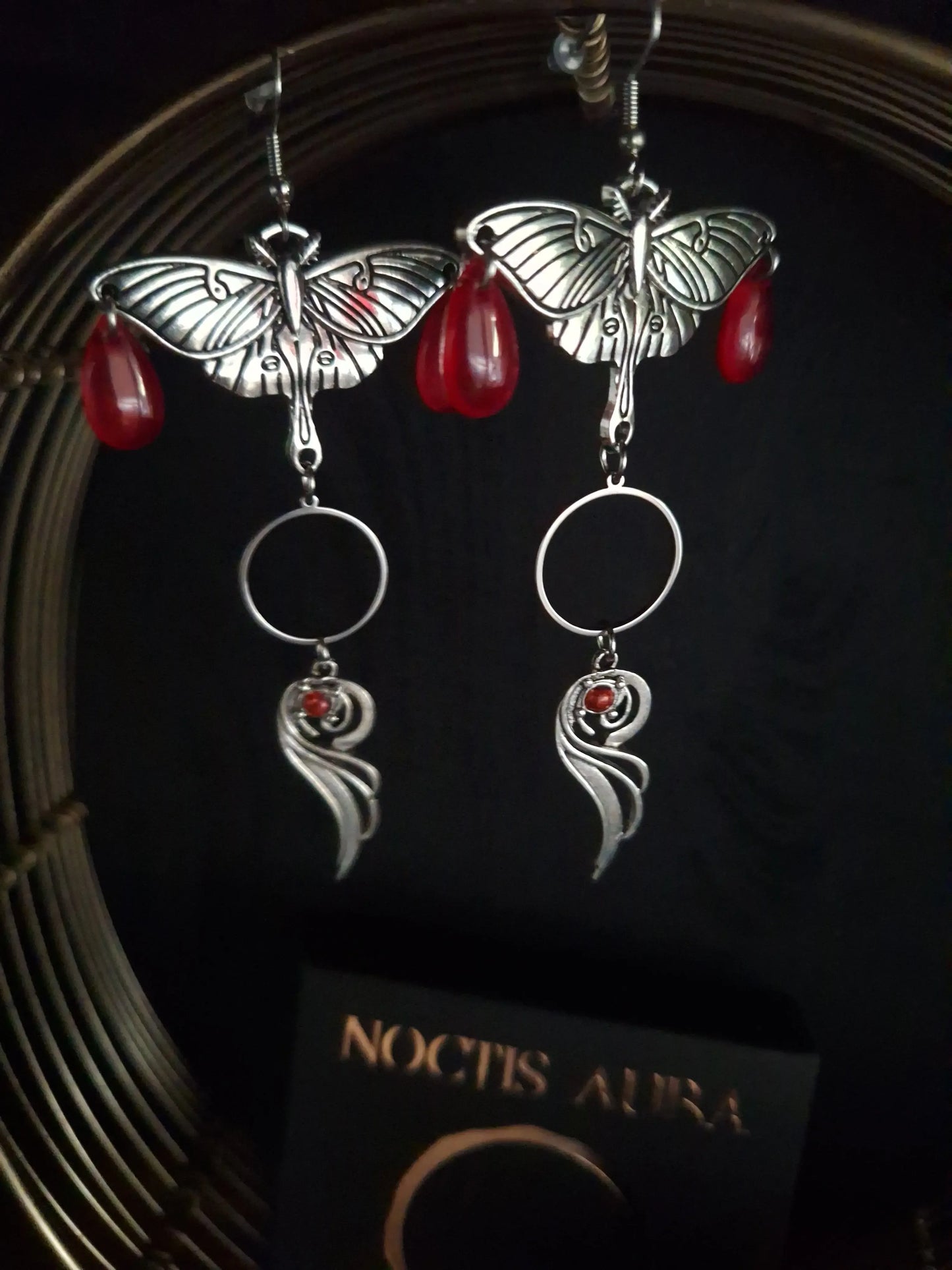 Velora Earring Noctis Aura