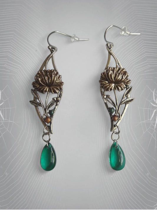 Avenya Earring Noctis Aura