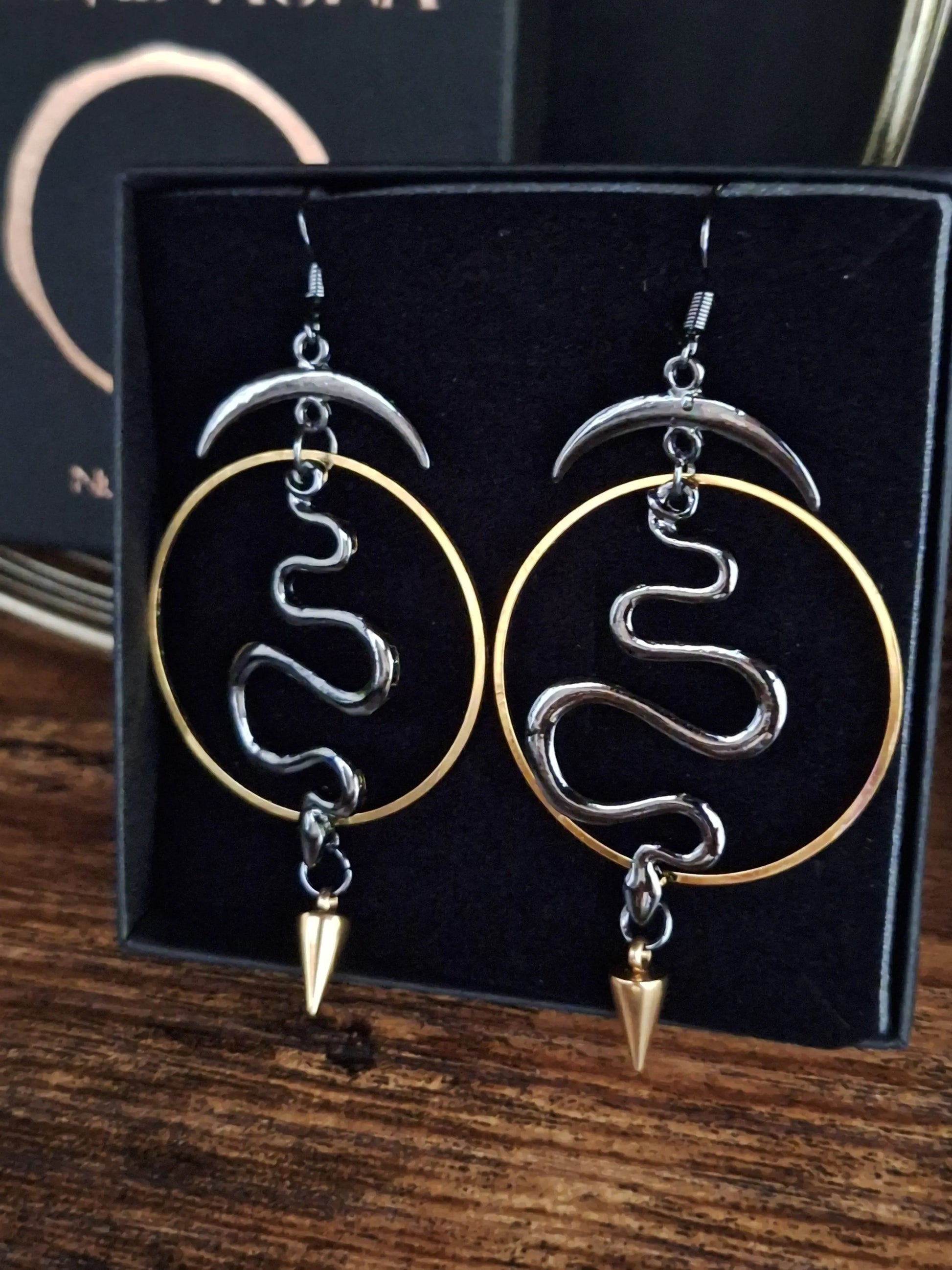 Vespera Earring Noctis Aura